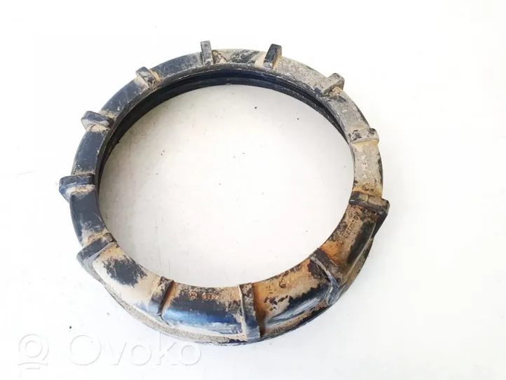 Volkswagen Golf IV Anello/dado di bloccaggio della vite della pompa del carburante nel serbatoio 321201375a