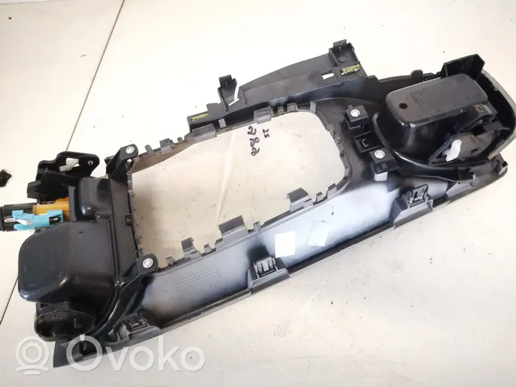 Citroen C5 Peleninė panelėje 9682457677