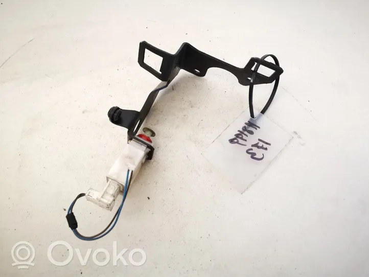 BMW 5 E39 Brake pedal sensor switch 110187