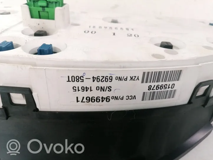 Volvo V70 Spidometras (prietaisų skydelis) 9499671