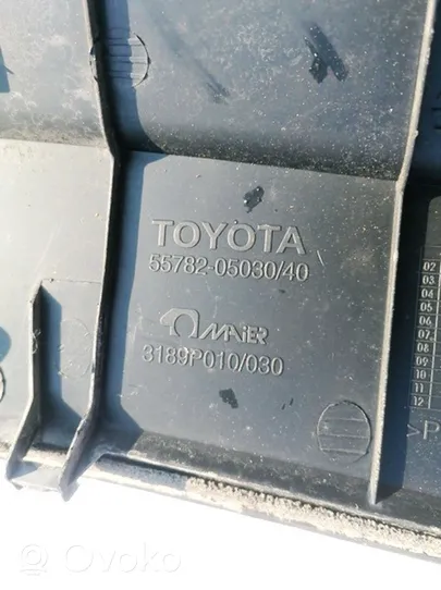Toyota Avensis T250 Garniture d'essuie-glace 5578205030