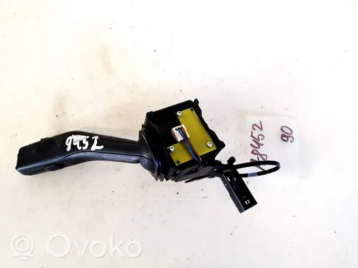 Volkswagen Golf VI Stikla tīrītāja vadības pogas kātiņš 1k0953519j