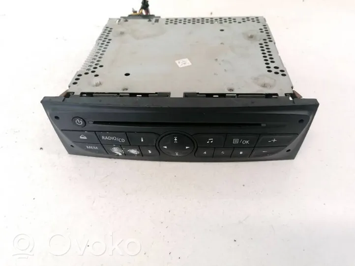 Renault Clio III Unité principale radio / CD / DVD / GPS 281150038R