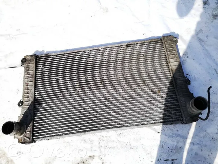 Toyota RAV 4 (XA30) Chłodnica powietrza doładowującego / Intercooler 