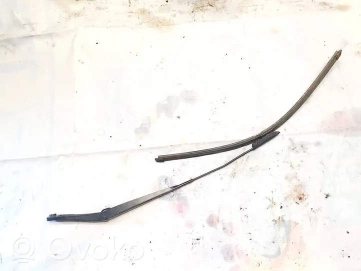 Volkswagen Vento Front wiper blade arm 80014407a