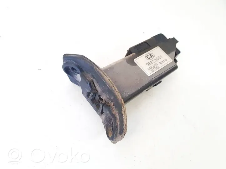 Chevrolet Captiva Moteur verrouillage centralisé 96623001