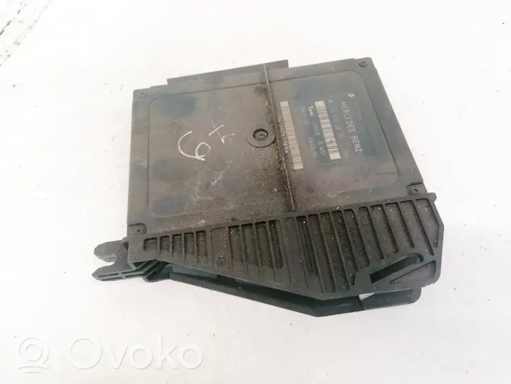 Mercedes-Benz E W210 Calculateur moteur ECU 2108203826