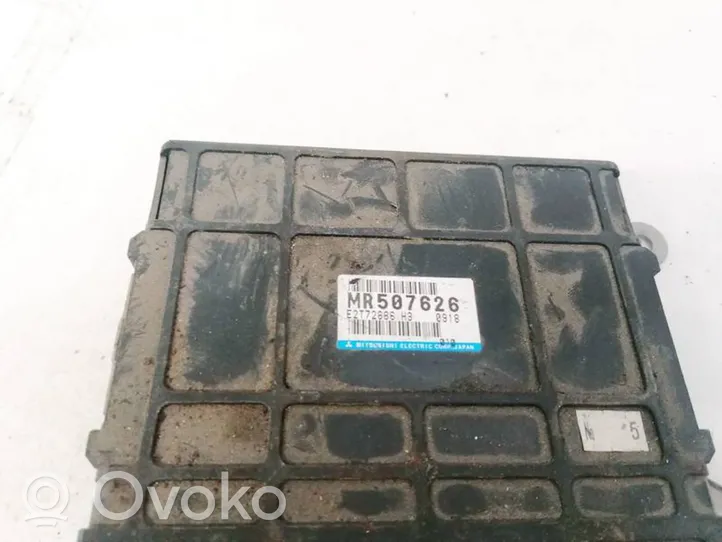 Mitsubishi Galant Calculateur moteur ECU MR507626