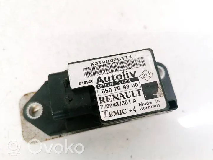 Renault Scenic I Czujnik uderzenia Airbag 7700437301A