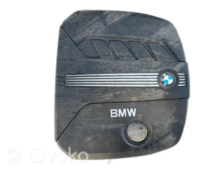 BMW 5 GT F07 Couvercle cache moteur 13717802847