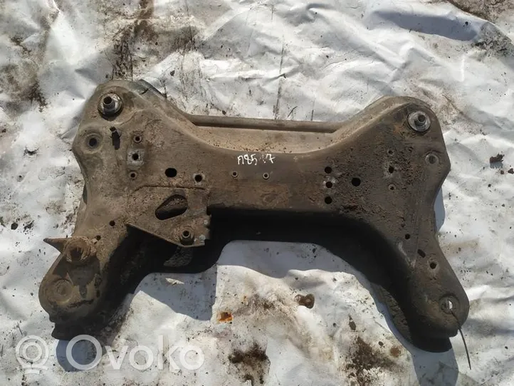 Opel Vivaro Front subframe 