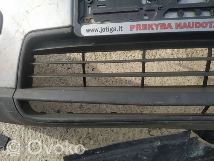 Ford Focus C-MAX Front bumper lower grill 