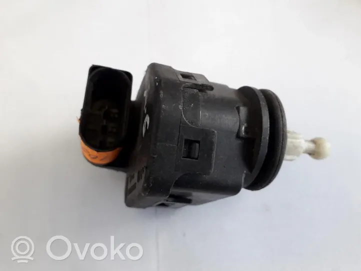 Audi A4 S4 B5 8D Motorino di regolazione assetto fari 3b0941295b