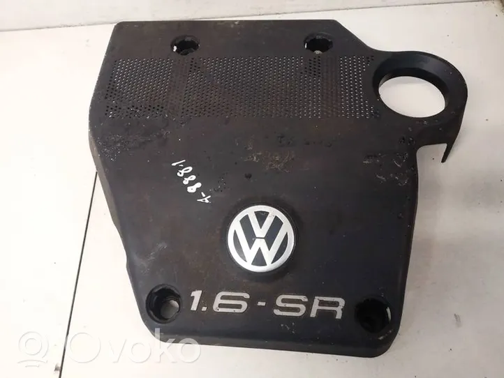 Volkswagen Golf IV Motorabdeckung 06a103925ac