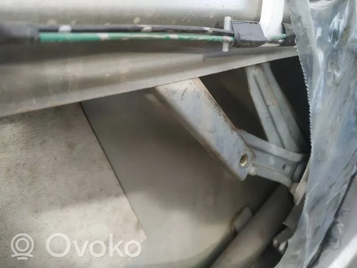 Toyota Corolla Verso AR10 Mécanisme de lève-vitre avec moteur 