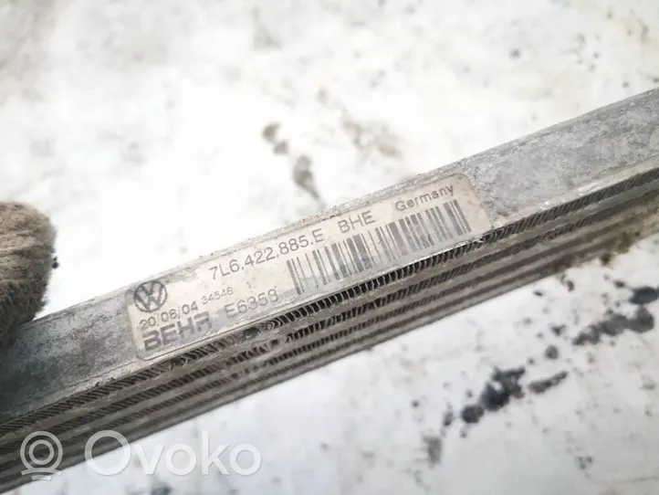 Volkswagen Touareg I Dzinēja eļļas radiators 7l6422885e