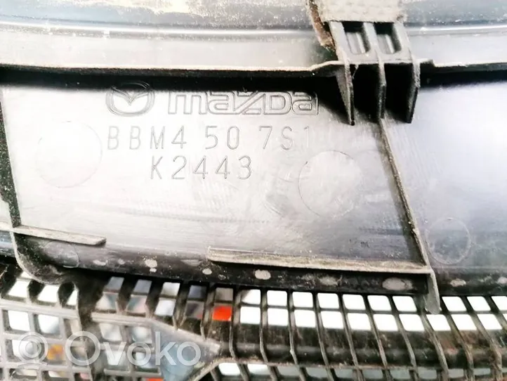 Mazda 3 II Pyyhinkoneiston lista BBM4507S1