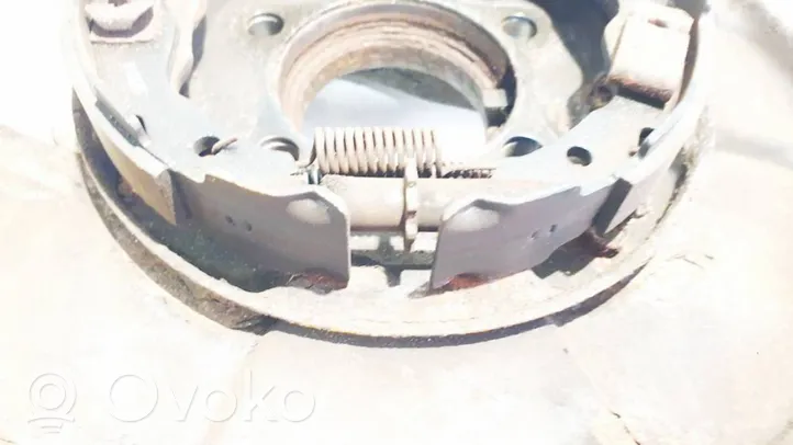 Toyota RAV 4 (XA30) Klocki hamulcowe hamulca ręcznego / postojowego 