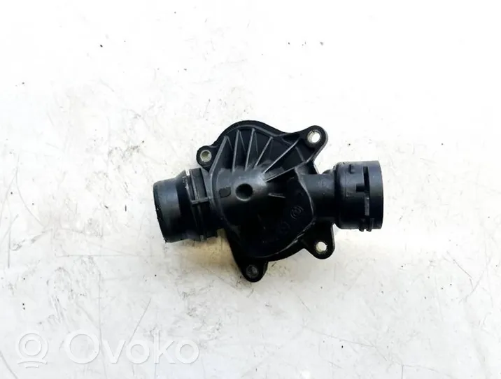 BMW X5 E53 Tuyau de liquide de refroidissement moteur 162837