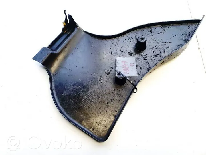 Volkswagen PASSAT B5 Engine cover (trim) 8d0133849