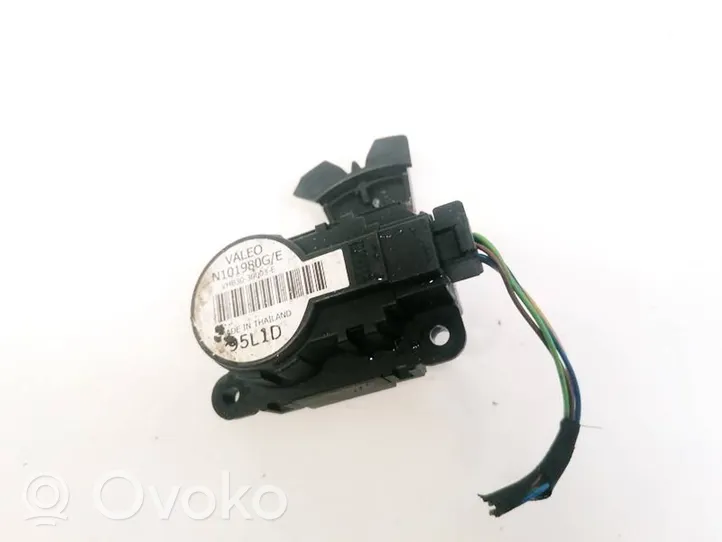 Citroen C3 Picasso Air flap motor/actuator N101980GE