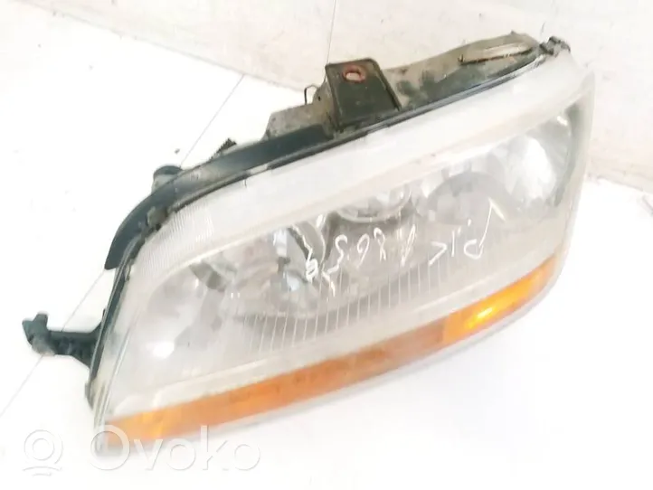 Fiat Idea Lampa przednia 