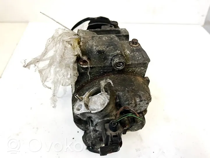 Volkswagen Polo IV 9N3 Compressore aria condizionata (A/C) (pompa) 6q0820803j