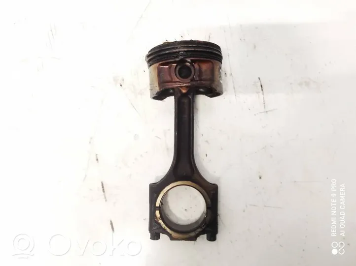 Volvo V70 Piston with connecting rod 