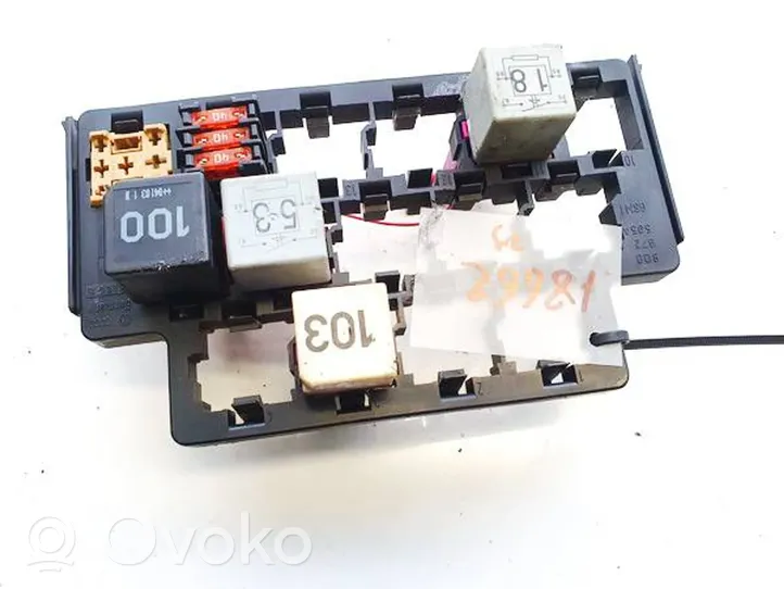 Volkswagen Polo Fuse box set 6q0972595a