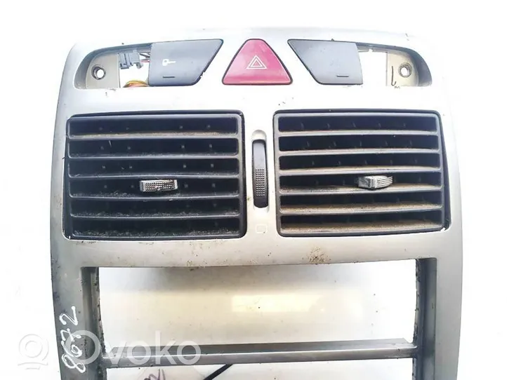 Peugeot 307 Grille d'aération centrale 9634505077