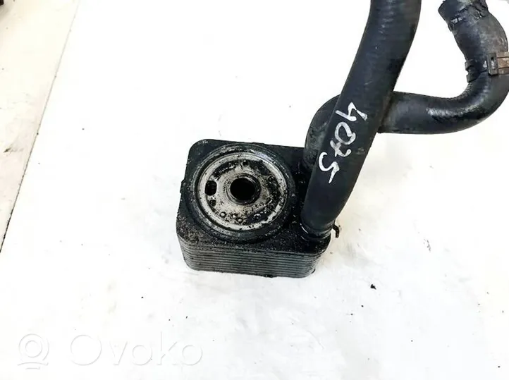 Audi A6 S6 C6 4F Supporto di montaggio del filtro dell’olio 