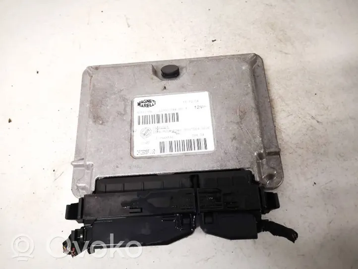 Fiat Idea Calculateur moteur ECU 46823184