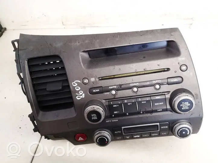 Honda Civic Panel / Radioodtwarzacz CD/DVD/GPS 39100snag210m1