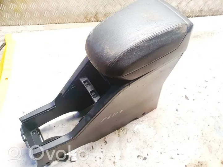 Chevrolet Captiva Armrest 