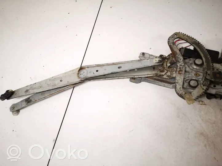 Opel Corsa B Regulador con motor de la ventanilla de la puerta corredera 90520187