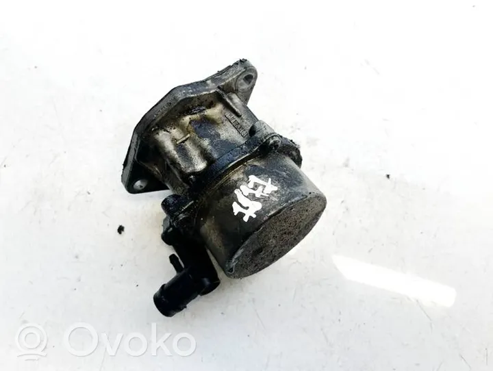 Volvo S40, V40 Alipainepumppu 8200072985