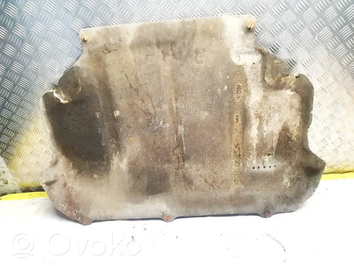 Volvo C30 Engine splash shield/under tray 