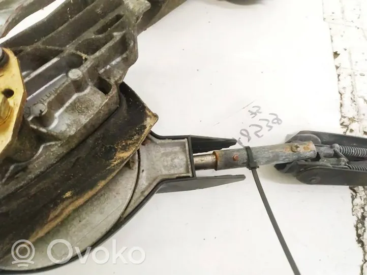 Mercedes-Benz E W210 Mechanizm i silniczek wycieraczek szyby przedniej / czołowej 3397020325