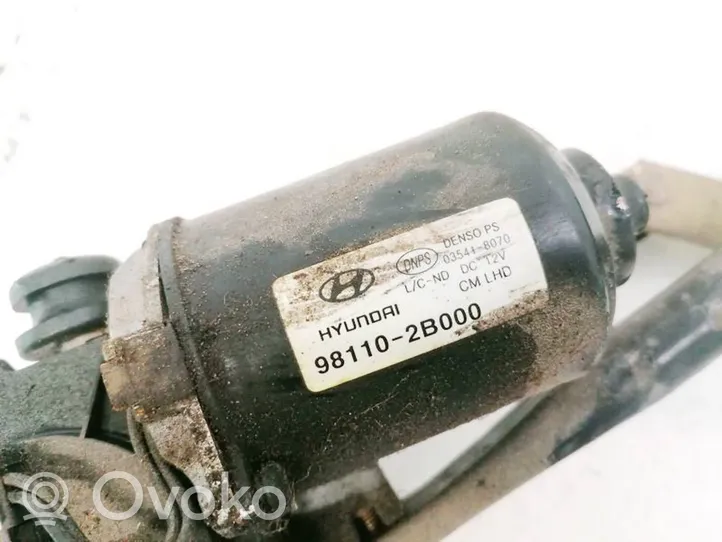 Hyundai Santa Fe Wiper motor 981102B000