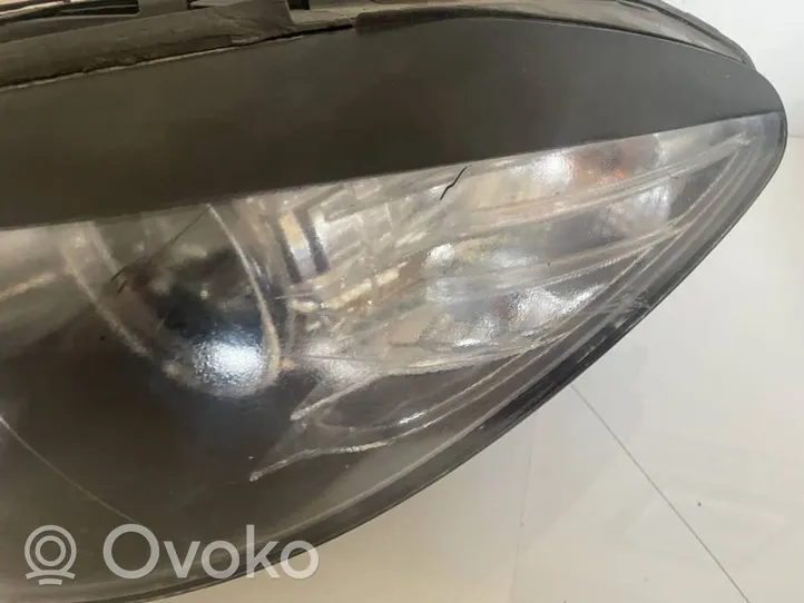 BMW 5 GT F07 Lampa przednia 7203241