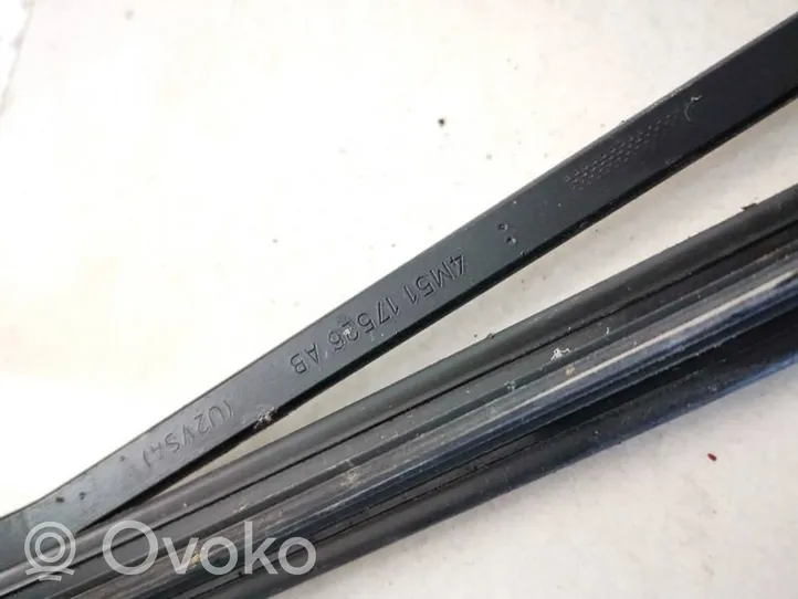 Ford Focus Front wiper blade arm 3m5117526ab