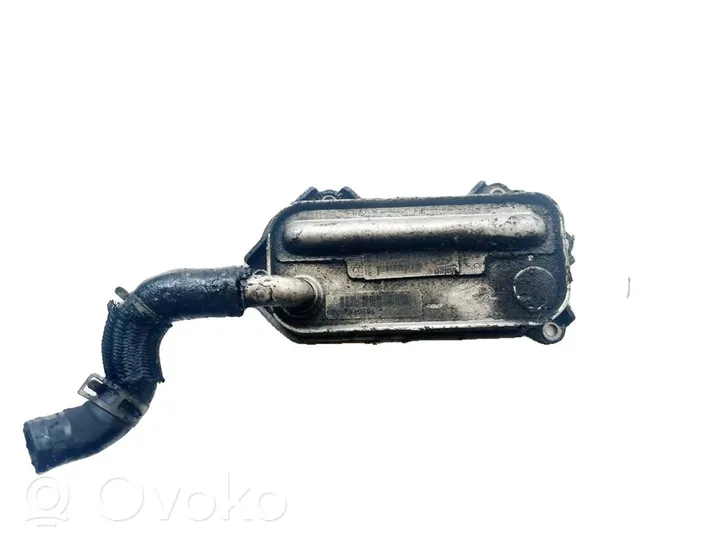 Toyota Avensis T250 Radiatore dell’olio del motore 04230