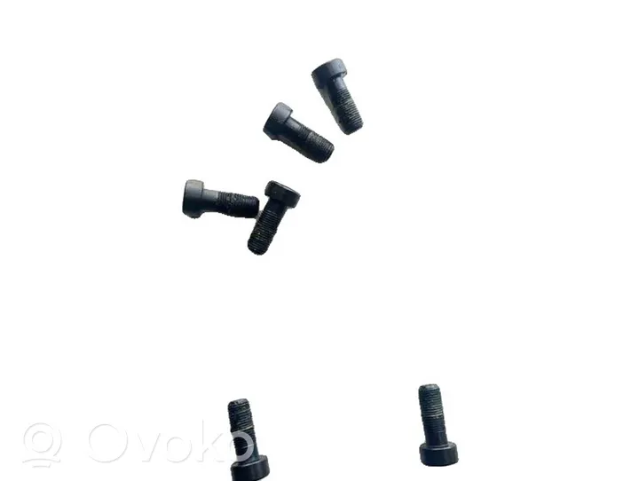 Hyundai i30 Nuts/bolts 