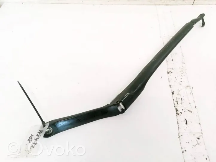 Volkswagen Phaeton Front wiper blade arm 