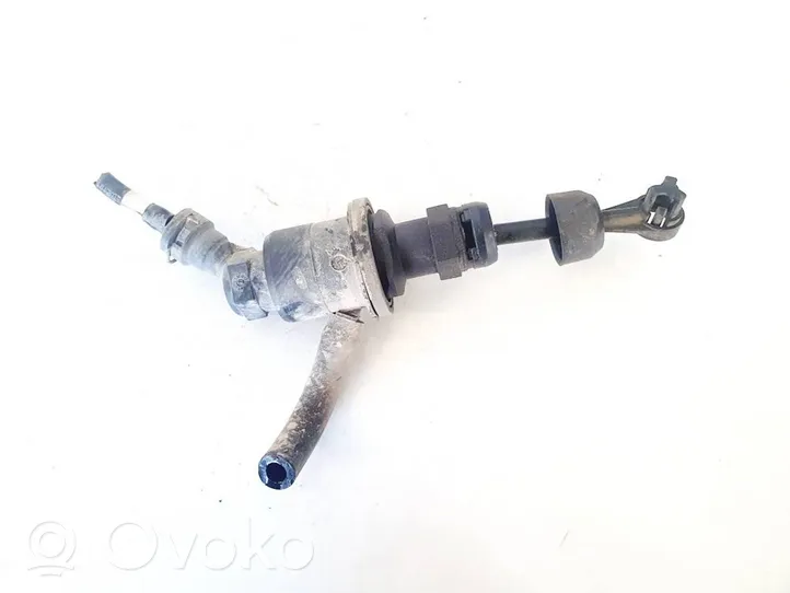 Nissan Note (E11) Główny cylinder sprzęgła 2741304