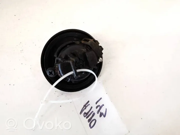 Volkswagen Touareg I Fuel tank filler cap 