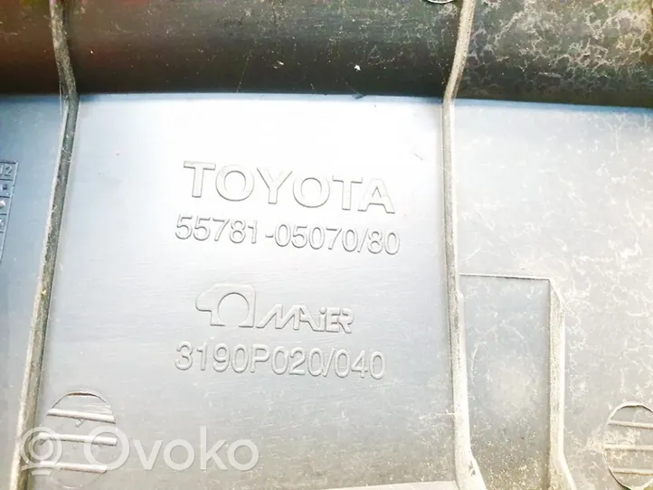 Toyota Avensis T250 Rivestimento del tergicristallo 5578105070