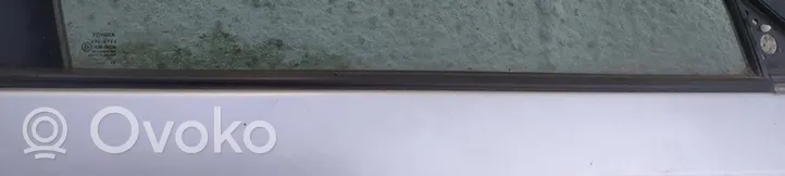 Toyota Avensis T220 Verkleidung Türfenster Türscheibe vorne 