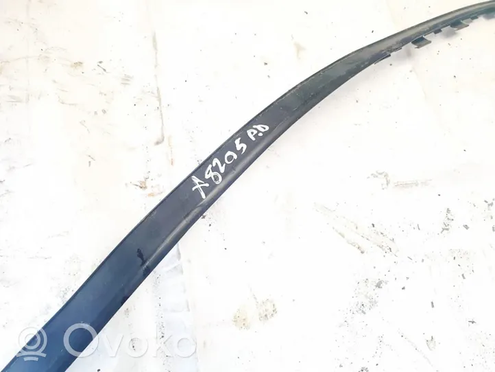 Opel Meriva A Front door glass trim molding 