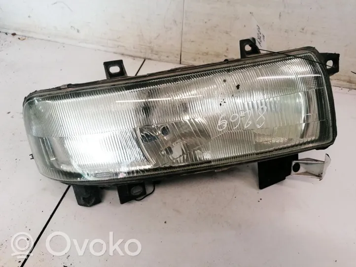 Opel Movano A Lampa przednia 7700352106